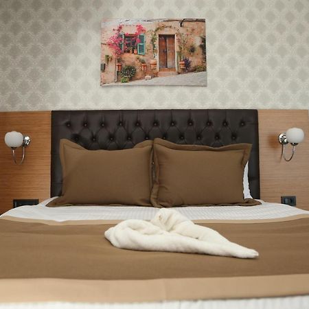 Otel Grand Lark Istanbulská provincie Exteriér fotografie