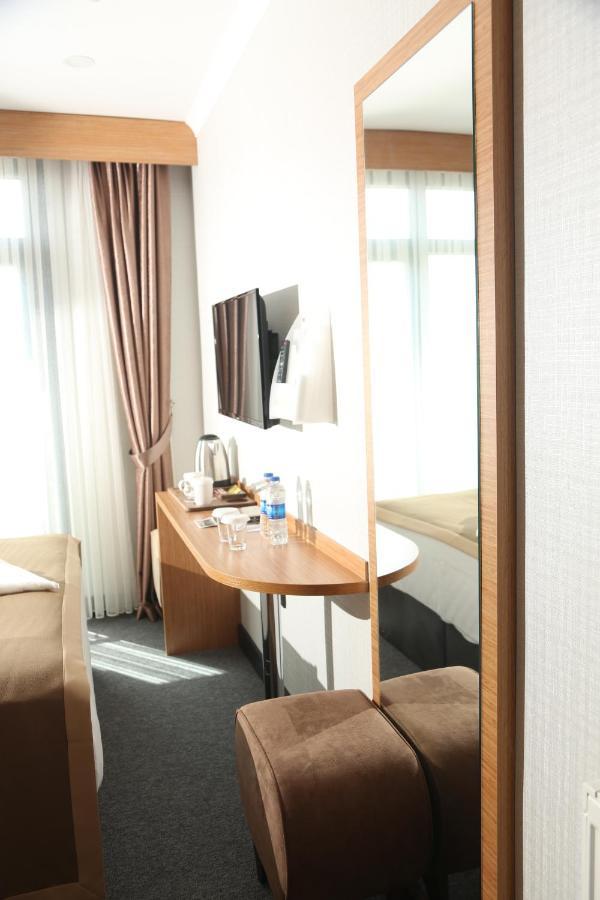 Otel Grand Lark Istanbulská provincie Exteriér fotografie