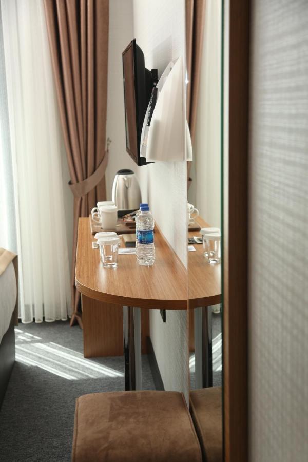 Otel Grand Lark Istanbulská provincie Exteriér fotografie