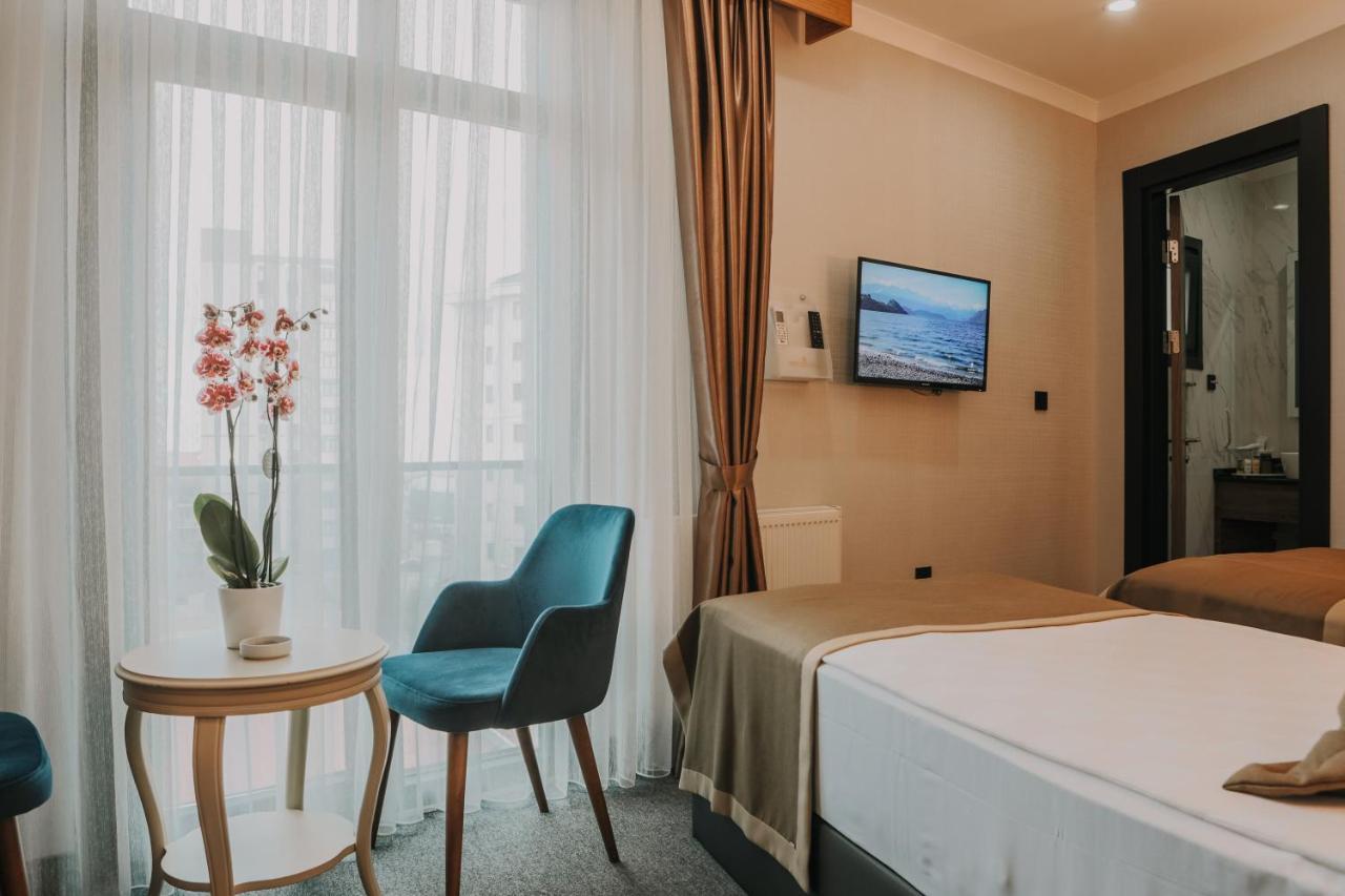 Otel Grand Lark Istanbulská provincie Exteriér fotografie